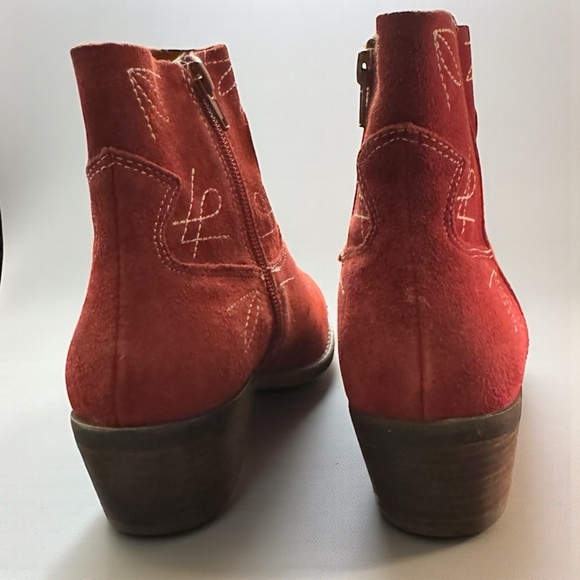 Lucky Brand Floriniah Red Suede Ankle Boots - Picture 5 of 9